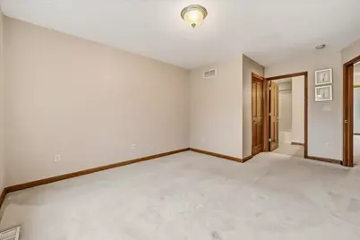 864  Ashley Ave, Port Washington, WI 53074 - Photo 18