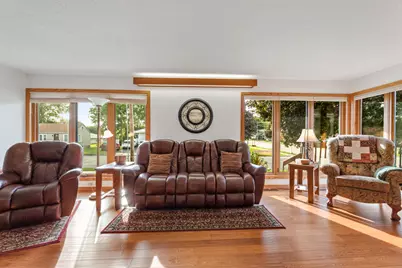 109  Winnebago St, Caledonia, MN 55921 - Photo 12