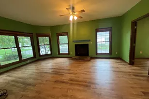951 S Lake Shore Dr, Lake Geneva, WI 53147 - Photo 6