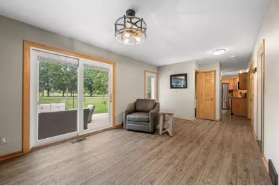 1324 W Paradise Ct, Glendale, WI 53209 - Photo 18