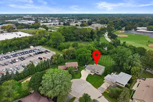 1324 W Paradise Ct, Glendale, WI 53209 - Photo 46