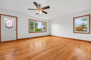 2100 Illinois St, Racine, WI 53405 - Photo 10