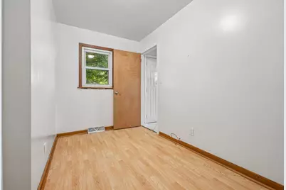 2100  Illinois St, Racine, WI 53405 - Photo 18