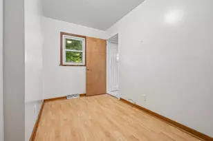2100 Illinois St, Racine, WI 53405 - Photo 18