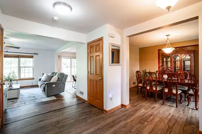 3762 E Stargrass Ln, Oak Creek, WI 53154 - Photo 4