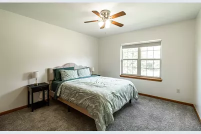 3762 E Stargrass Ln, Oak Creek, WI 53154 - Photo 22