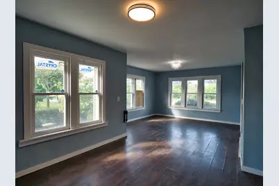 5742 N 43rd St, Milwaukee, WI 53209 - Photo 10
