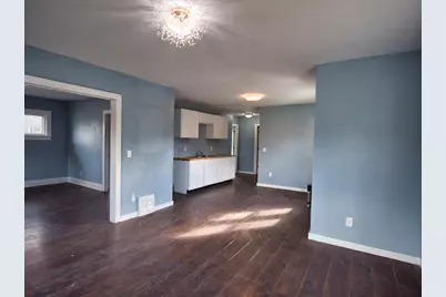 5742 N 43rd St, Milwaukee, WI 53209 - Photo 12