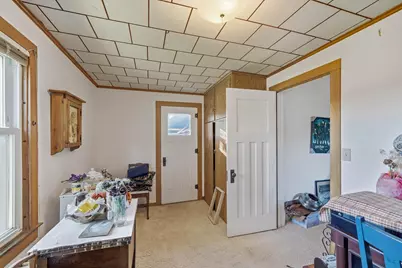 823  Center Ave, Oostburg, WI 53070 - Photo 32