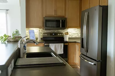 N17W26522  Meadowgrass Cir #B, Pewaukee, WI 53072 - Photo 10