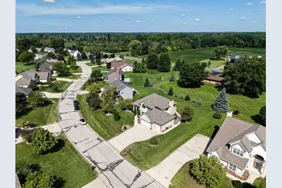 3260 E James Dr, Oak Creek, WI 53154 - Photo 52