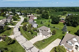 3260 E James Dr, Oak Creek, WI 53154 - Photo 52