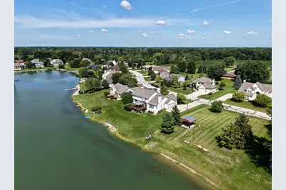 3260 E James Dr, Oak Creek, WI 53154 - Photo 68