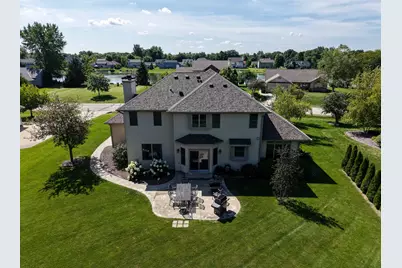 3260 E James Dr, Oak Creek, WI 53154 - Photo 2