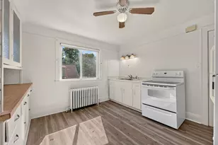 2171 S 79th St, West Allis, WI 53219 - Photo 20