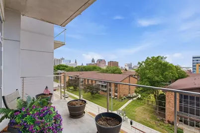 601 E Ogden Ave #504, Milwaukee, WI 53202 - Photo 22