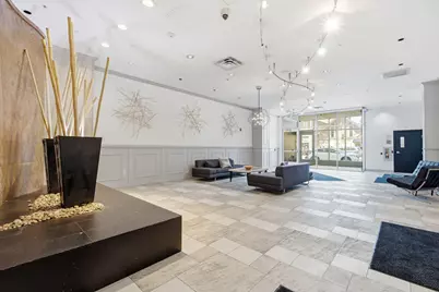 601 E Ogden Ave #504, Milwaukee, WI 53202 - Photo 32