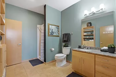 601 E Ogden Ave #504, Milwaukee, WI 53202 - Photo 20