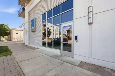 601 E Ogden Ave #504, Milwaukee, WI 53202 - Photo 30