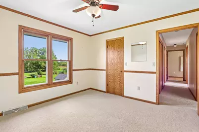 W284N3580  Old North Shore Dr, Delafield, WI 53072 - Photo 36