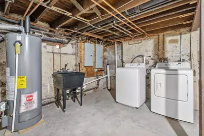 235 W South St, Oconomowoc, WI 53066 - Photo 18