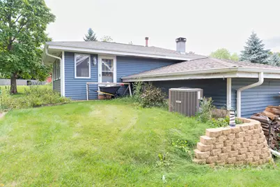 713  Oxford Dr, Hartland, WI 53029 - Photo 36