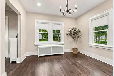 219 W Laflin Ave, Waukesha, WI 53186 - Photo 6
