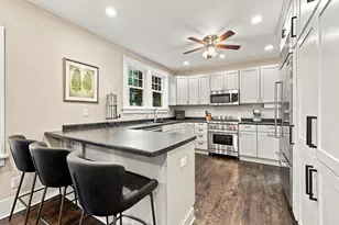 219 W Laflin Ave, Waukesha, WI 53186 - Photo 8