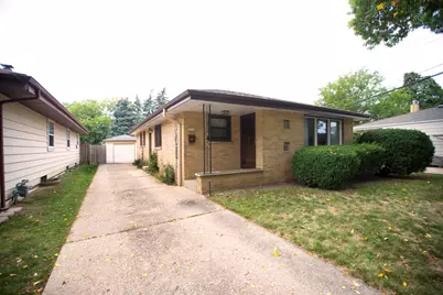 3115 S 95th St, Milwaukee, WI 53227 - Photo 2