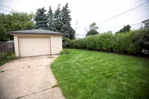 3115 S 95th St, Milwaukee, WI 53227 - Photo 18