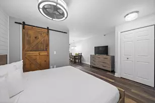 111 Center St, Lake Geneva, WI 53147 - Photo 14