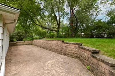4042 N 111th St, Wauwatosa, WI 53222 - Photo 42