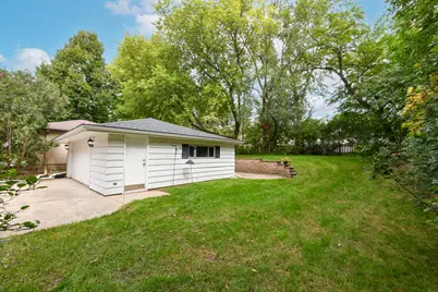 4042 N 111th St, Wauwatosa, WI 53222 - Photo 40