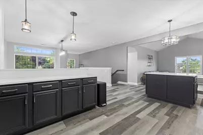 996  Bedford Ct #202, Racine, WI 53406 - Photo 8