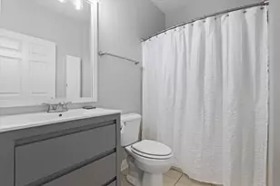 996 Bedford Ct, Racine, WI 53406 - Photo 30