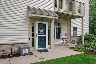 996  Bedford Ct #202, Racine, WI 53406 - Photo 2