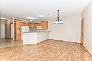 6815 53rd St, Kenosha, WI 53144 - Photo 8