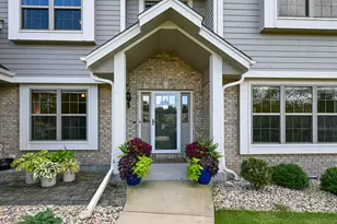 N25W27171 Orchard Ln, Pewaukee, WI 53072 - Photo 2