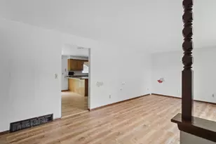 4608 W Reineking Dr, Sheboygan, WI 53083 - Photo 6