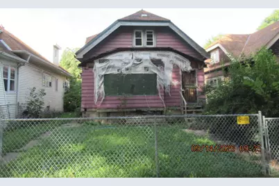 3931 N 24th Pl, Milwaukee, WI 53206 - Photo 1