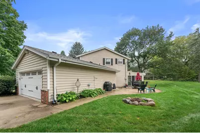 16040  Siesta Ln, Brookfield, WI 53005 - Photo 54