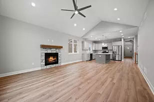4675 98th St, Pleasant Prairie, WI 53158 - Photo 4