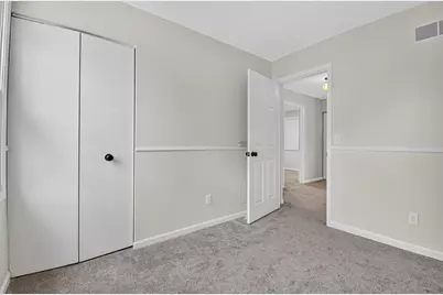 9405  73rd St, Kenosha, WI 53142 - Photo 6