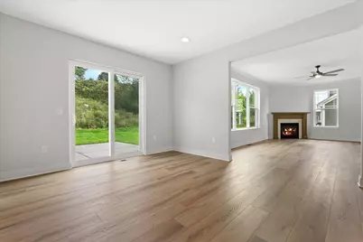 1344  Mohican Trl, Waukesha, WI 53189 - Photo 6