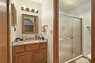 3818 Cheyenne Ct, Racine, WI 53404 - Photo 10