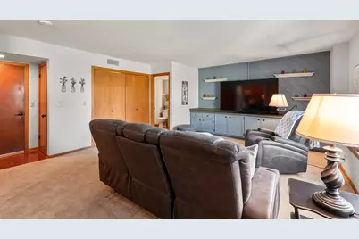 8597 N Meadowside Ct, Brown Deer, WI 53223 - Photo 12