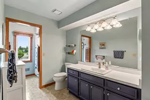 8597 N Meadowside Ct, Brown Deer, WI 53223 - Photo 20