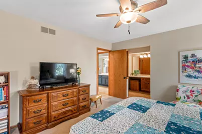 8597 N Meadowside Ct, Brown Deer, WI 53223 - Photo 18