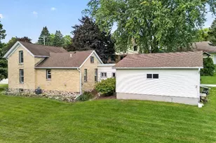 714 Summit St, Plymouth, WI 53073 - Photo 30