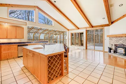 2128  Hunters Ridge Ct, Manitowoc, WI 54220 - Photo 16